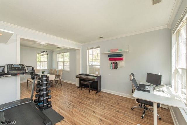 16 Indian Spring Dr, Jefferson Twp., NJ 07438