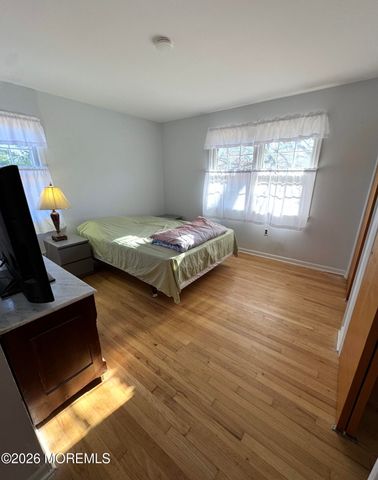 33 Parker Road, West Long Branch, NJ 07764