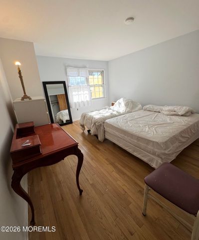 33 Parker Road, West Long Branch, NJ 07764