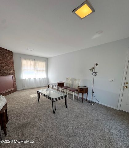 33 Parker Road, West Long Branch, NJ 07764