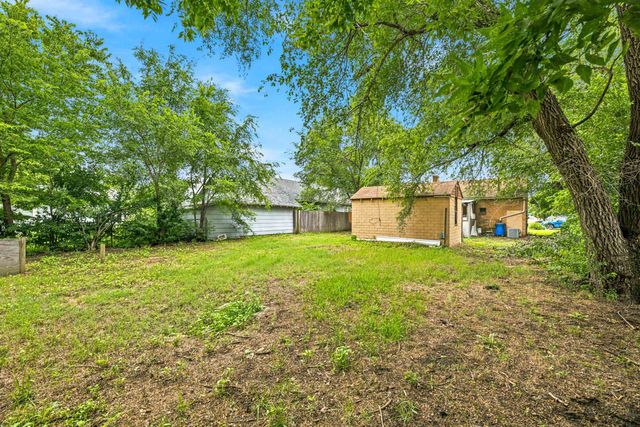 828 W IRVING AVE, Wichita, KS 67213