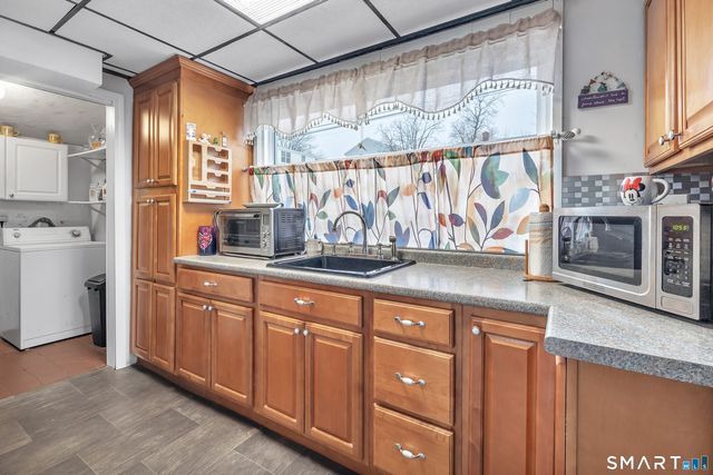 26 Highview Avenue, Milford, CT 06460