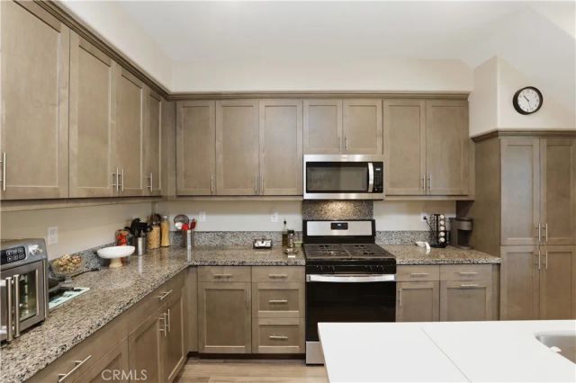 4260 Powell 119, Corona, CA 92883