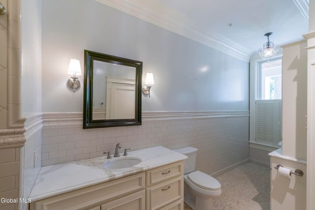 45 Greenfield Avenue Apt 12, Saratoga Springs, NY 12866