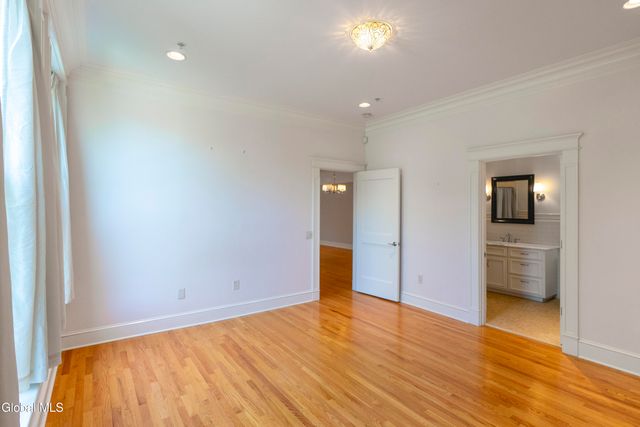 45 Greenfield Avenue Apt 12, Saratoga Springs, NY 12866