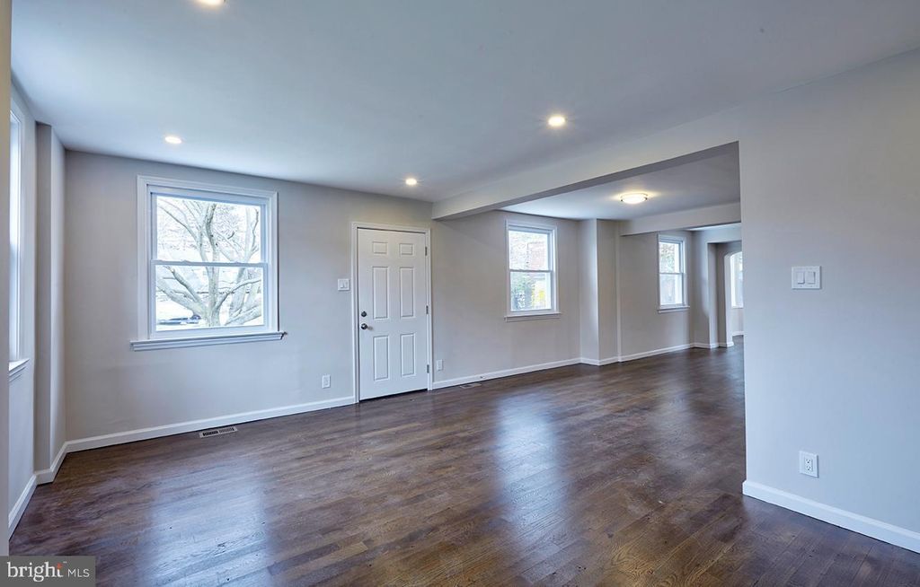 107 IVY ROCK LN, HAVERTOWN, PA 19083 — photo 4