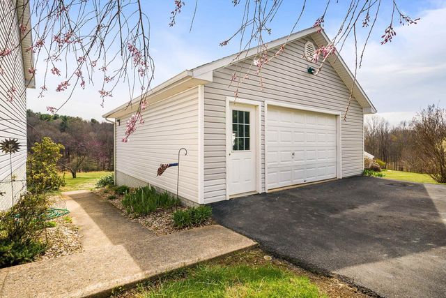 259 TALIAFERRO DR, Churchville, VA 24421