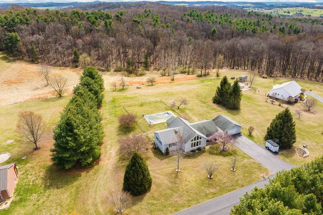 259 TALIAFERRO DR, Churchville, VA 24421