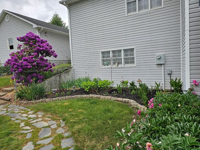 259 TALIAFERRO DR, Churchville, VA 24421