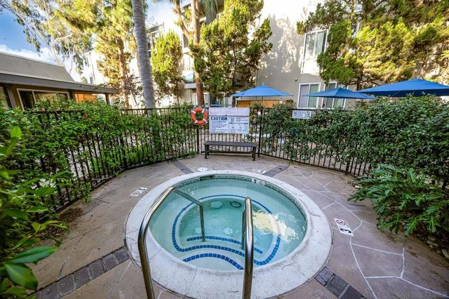 4860 Rolando Ct Unit 52, San Diego, CA 92115