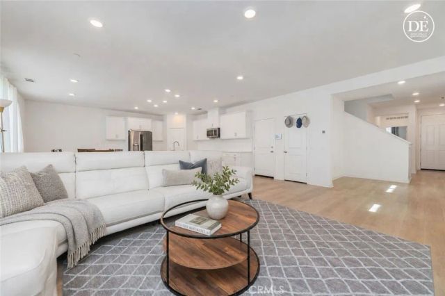 2239 Melogold, Corona, CA 92883