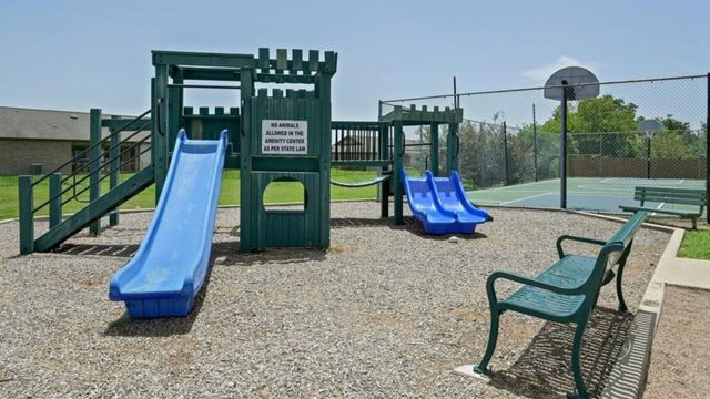 905 Justeford DR, Pflugerville, TX 78660