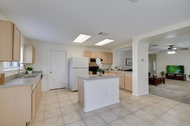 905 Justeford DR, Pflugerville, TX 78660