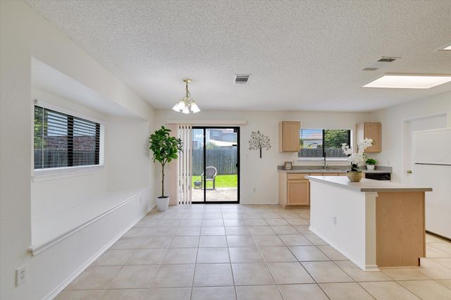 905 Justeford DR, Pflugerville, TX 78660