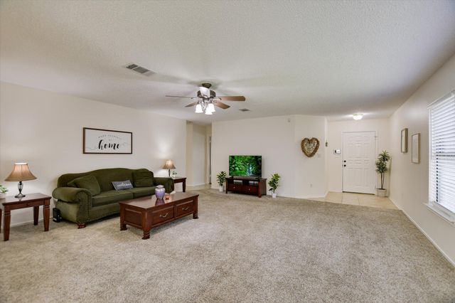 905 Justeford DR, Pflugerville, TX 78660