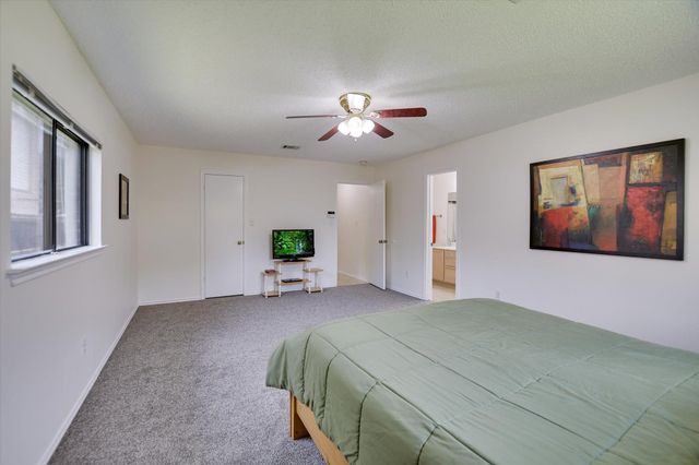 905 Justeford DR, Pflugerville, TX 78660