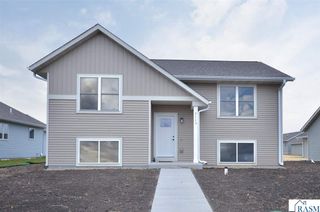 2113 Lunden Street, St. Peter, MN 56082