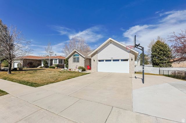 3974 W DUNKELD ST, South Jordan, UT 84009