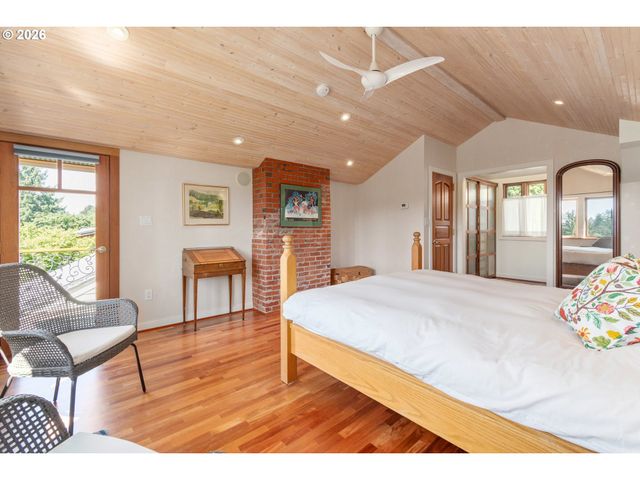 2580 CHULA VISTA Blvd, Eugene, OR 97403