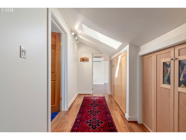 2580 CHULA VISTA Blvd, Eugene, OR 97403