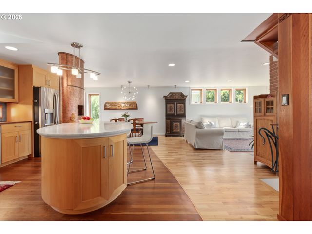 2580 CHULA VISTA Blvd, Eugene, OR 97403