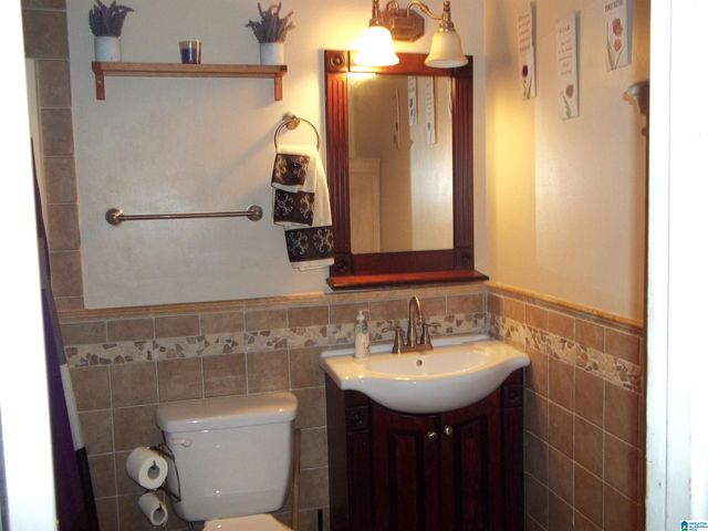 2916 VALLEYVIEW CIRCLE, Adamsville, AL 35005