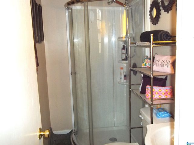 2916 VALLEYVIEW CIRCLE, Adamsville, AL 35005