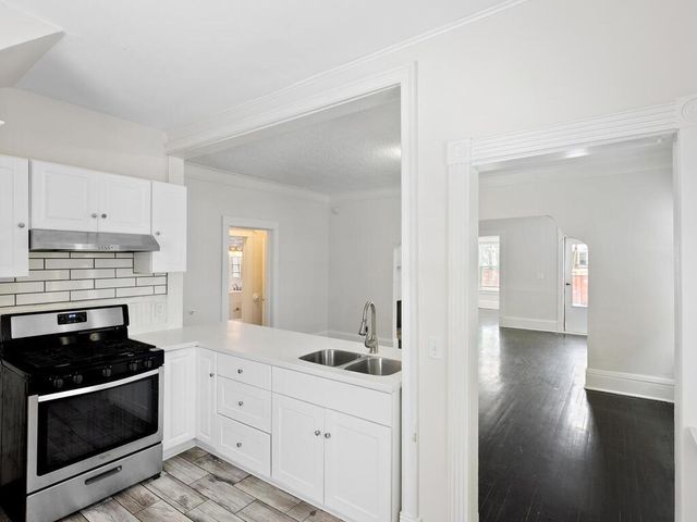 1635 Sheridan Avenue N, Minneapolis, MN 55411