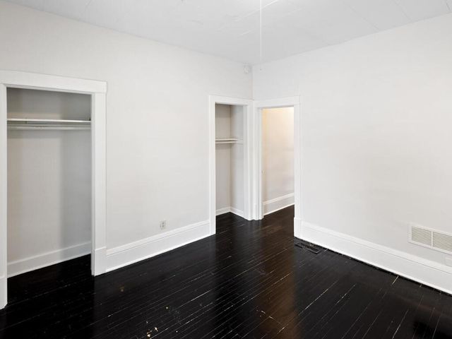 1635 Sheridan Avenue N, Minneapolis, MN 55411