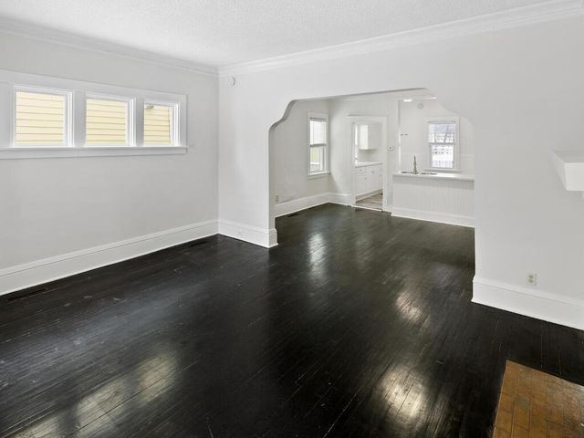 1635 Sheridan Avenue N, Minneapolis, MN 55411