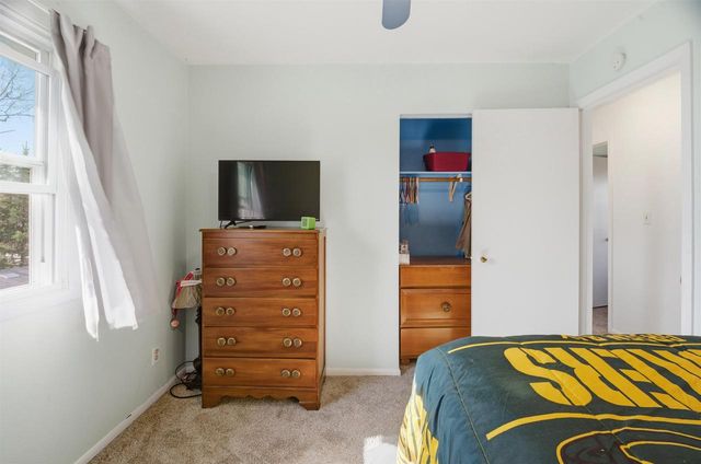 40 S PIONEER PARKWAY, Fond Du Lac, WI 54935
