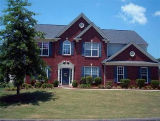 570 Midhurst Place, Johns Creek, GA 30024