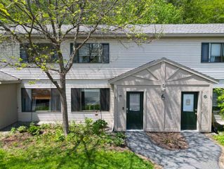 133 Colonial Drive # 403, Hartford, VT 05001