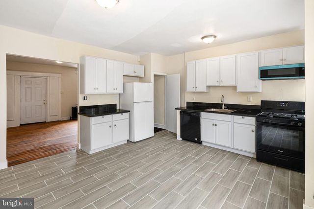 1706 N PEACH ST, Philadelphia, PA 19131