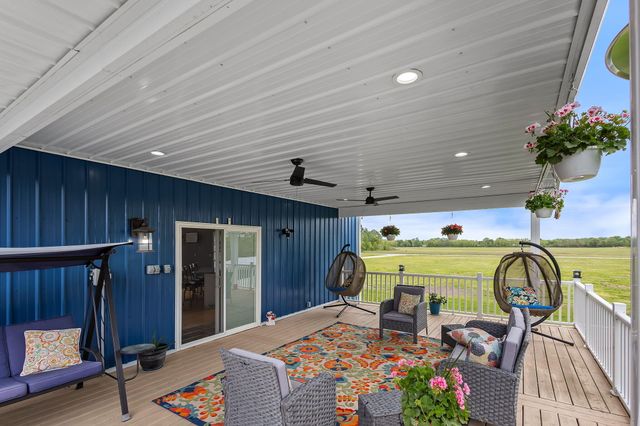 1613 W 940 N, Lake Village, IN 46349