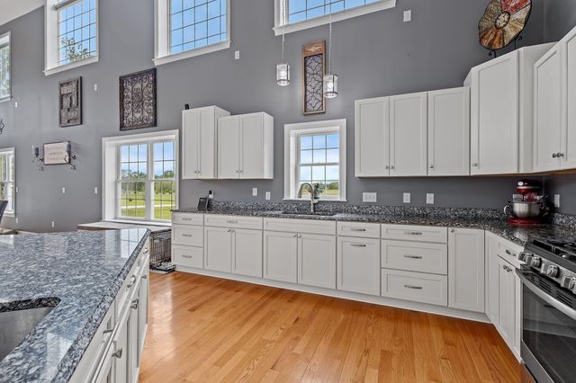 1613 W 940 N, Lake Village, IN 46349
