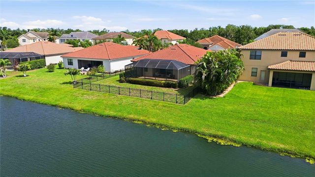 13422 SAW PALM CREEK TRAIL, Lakewood Ranch, FL 34211