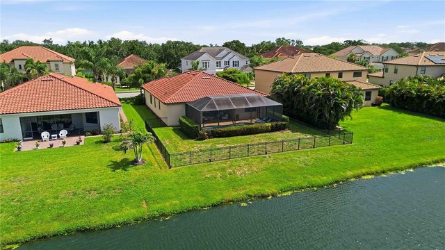 13422 SAW PALM CREEK TRAIL, Lakewood Ranch, FL 34211