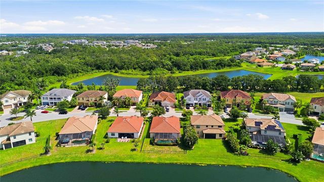 13422 SAW PALM CREEK TRAIL, Lakewood Ranch, FL 34211