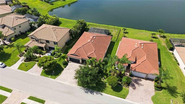 13422 SAW PALM CREEK TRAIL, Lakewood Ranch, FL 34211