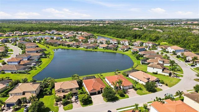 13422 SAW PALM CREEK TRAIL, Lakewood Ranch, FL 34211