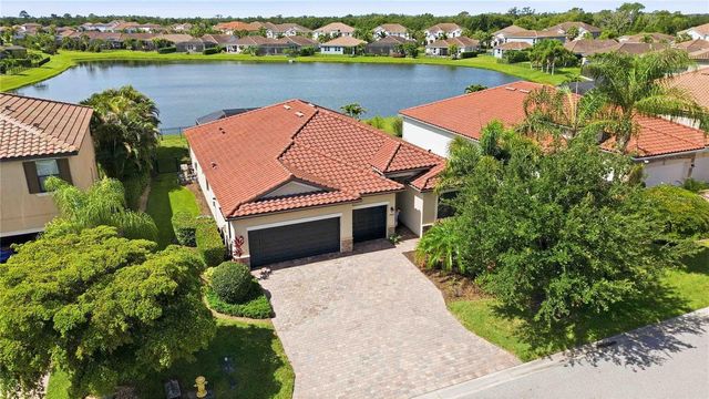 13422 SAW PALM CREEK TRAIL, Lakewood Ranch, FL 34211