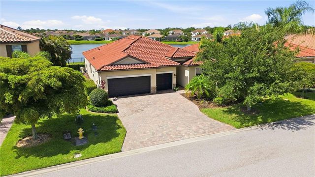 13422 SAW PALM CREEK TRAIL, Lakewood Ranch, FL 34211