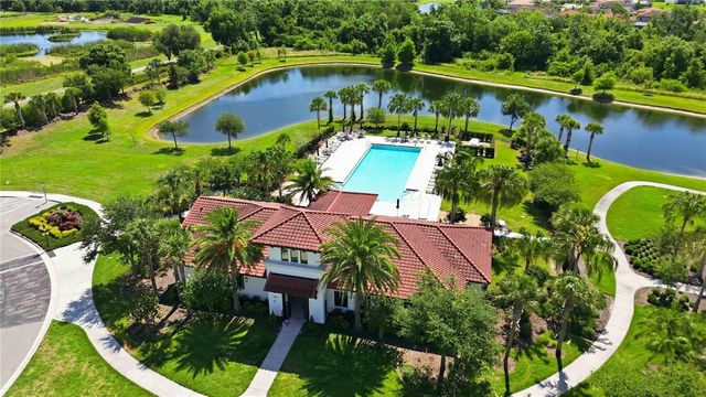 13422 SAW PALM CREEK TRAIL, Lakewood Ranch, FL 34211