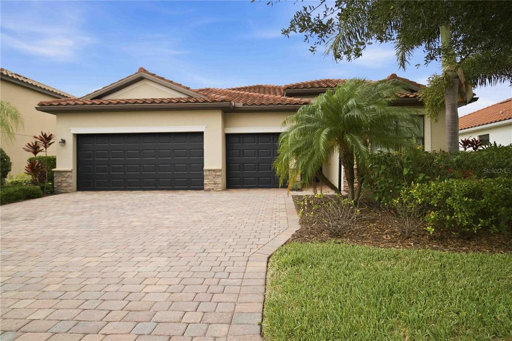 13422 SAW PALM CREEK TRAIL, Lakewood Ranch, FL 34211