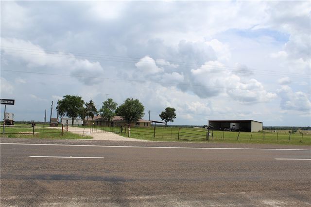 8420 State Highway 21 E, Caldwell, TX 77836