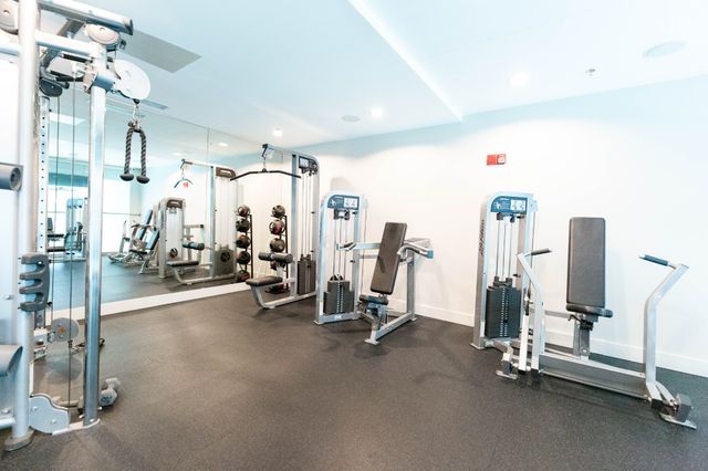 301 Demonbreun St Unit 915, Nashville, TN 37201