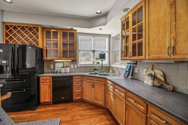 1131 Crimson Lane, Liberty, MO 64068