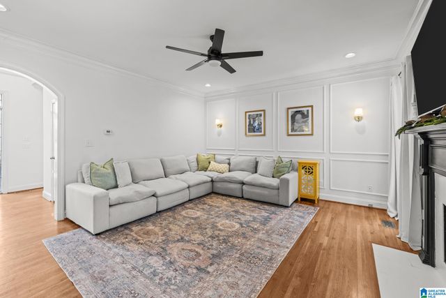 204 ESSEX DRIVE, Sterrett, AL 35147