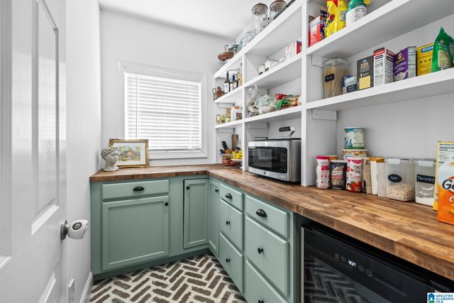 204 ESSEX DRIVE, Sterrett, AL 35147